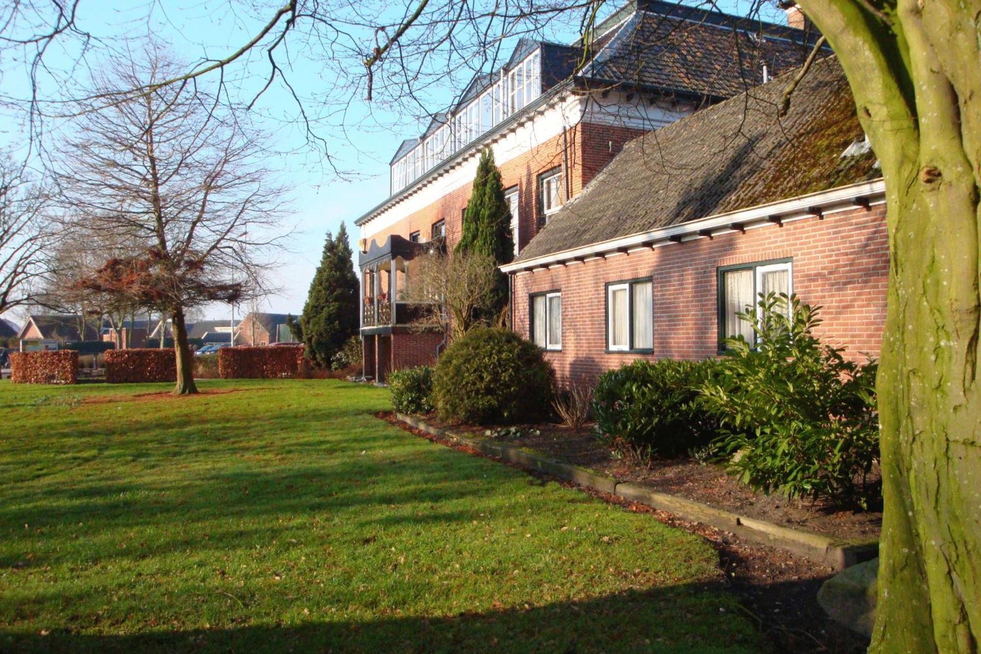 Hostel Herberg De Esborg Scheemda Exterior photo