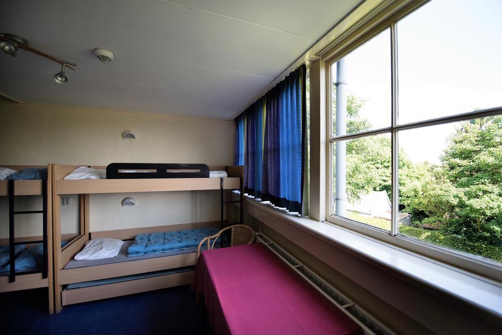 Hostel Herberg De Esborg Scheemda Exterior photo